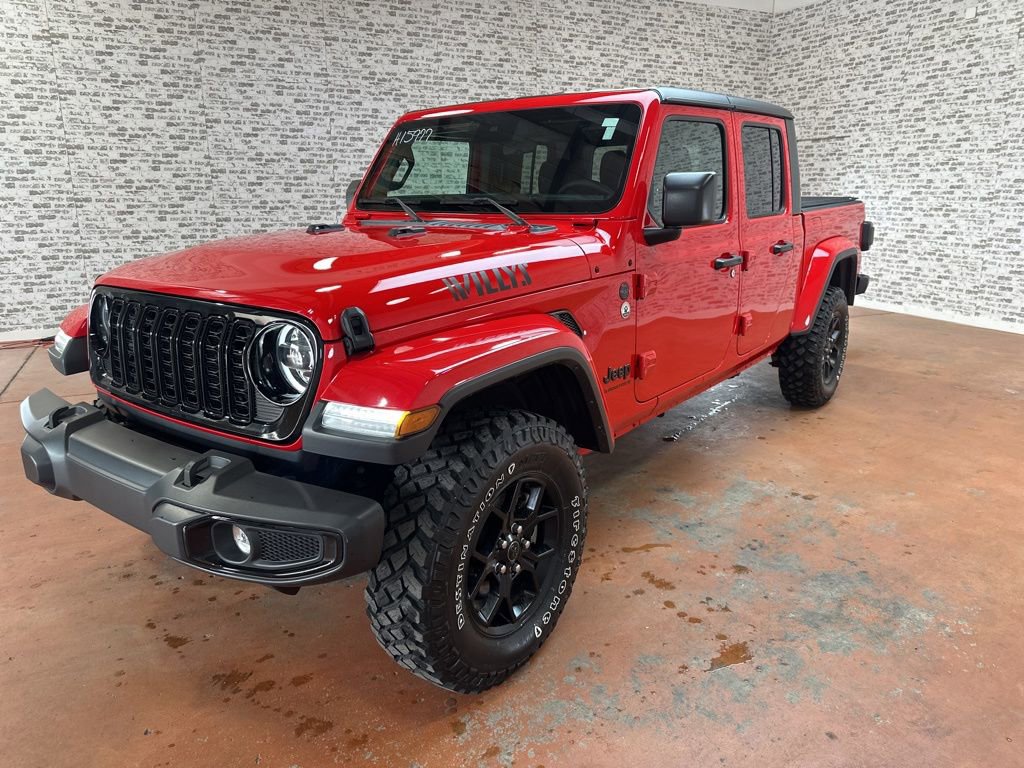 Used 2024 Jeep Gladiator Sport AWD/4WD image 4