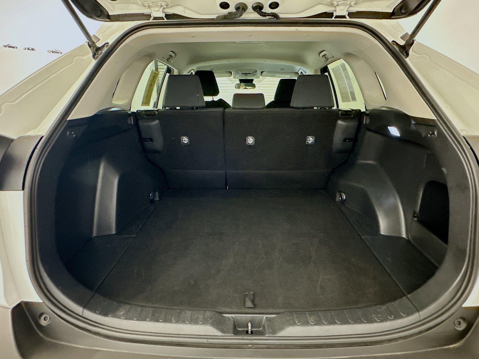 Used 2024 Toyota RAV4 LE image 30