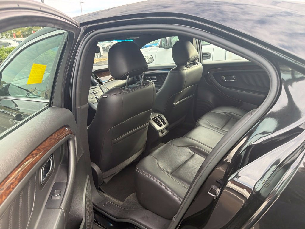Used 2013 Ford Taurus Limited AWD/4WD image 7