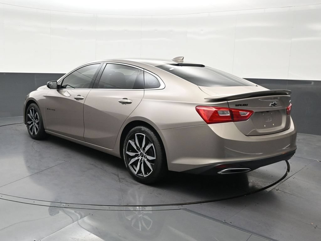 Used 2022 Chevrolet Malibu RS FWD image 3