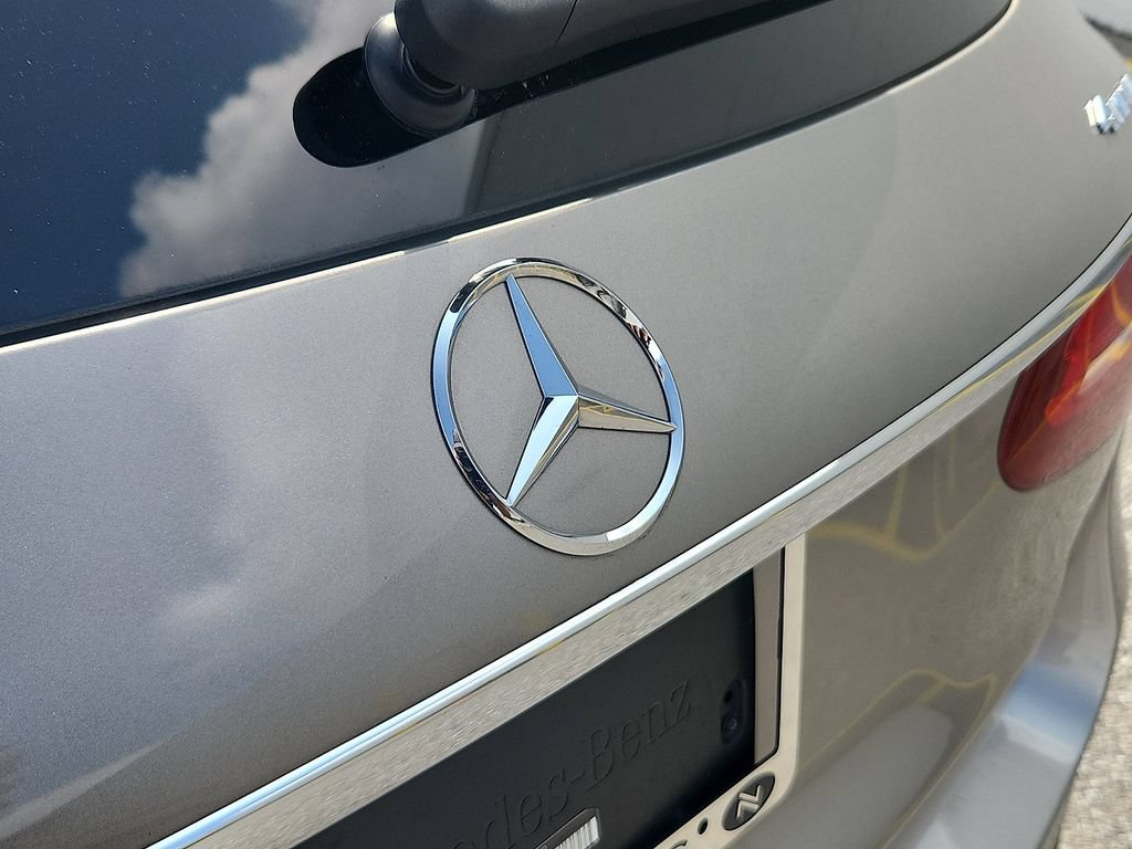 Used 2019 Mercedes-Benz GLC 300 4MATIC w/ Premium Package image 25