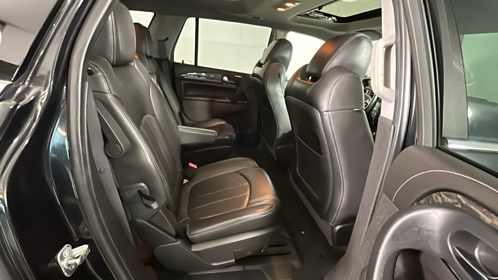 Used 2013 Buick Enclave Premium w/ Trailering Provision Package AWD/4WD image 32