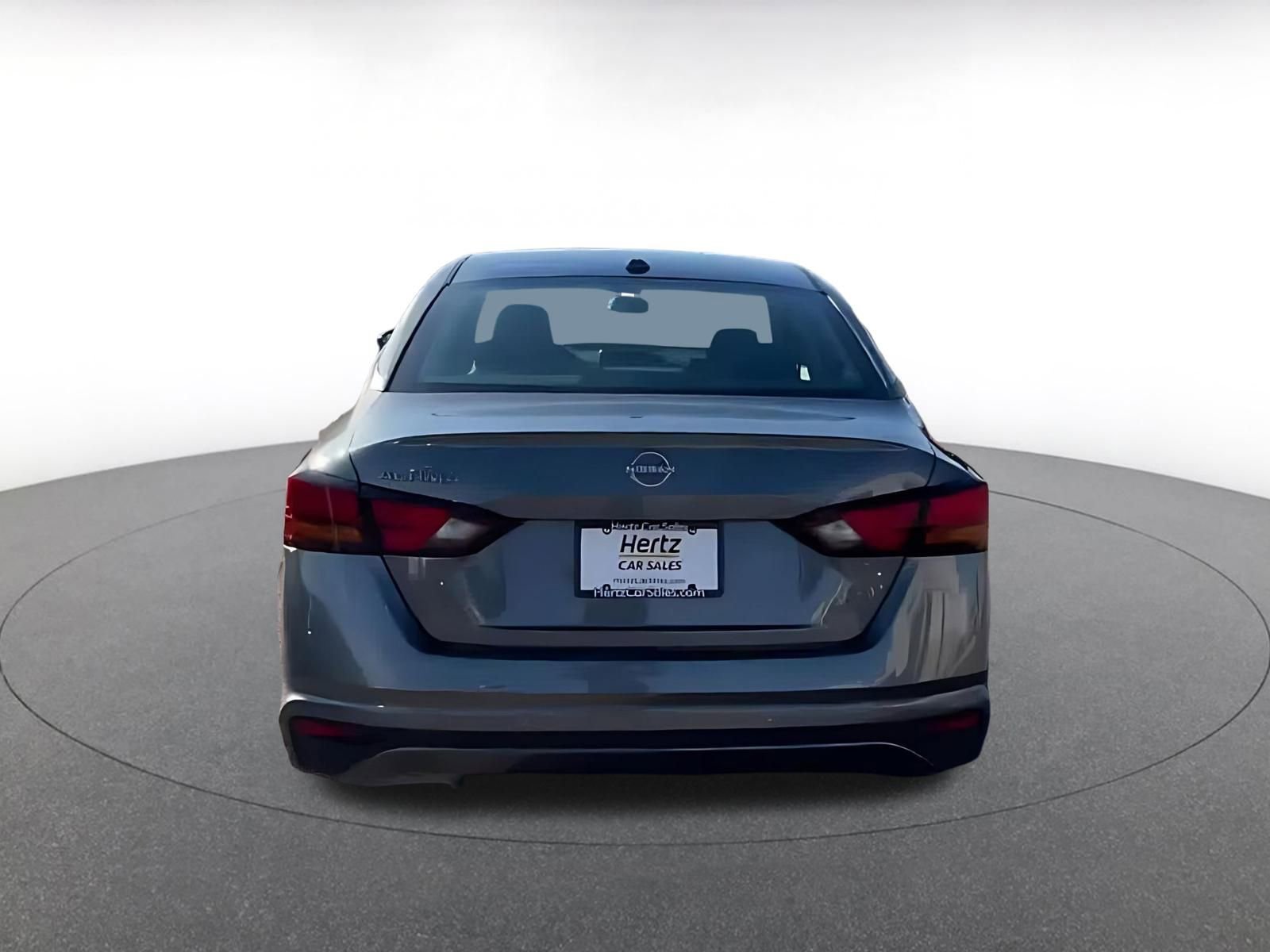 Used 2025 Nissan Altima 2.5 SV image 12