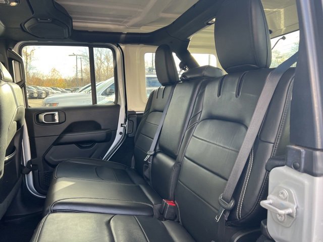 Used 2023 Jeep Wrangler Unlimited Sahara image 20