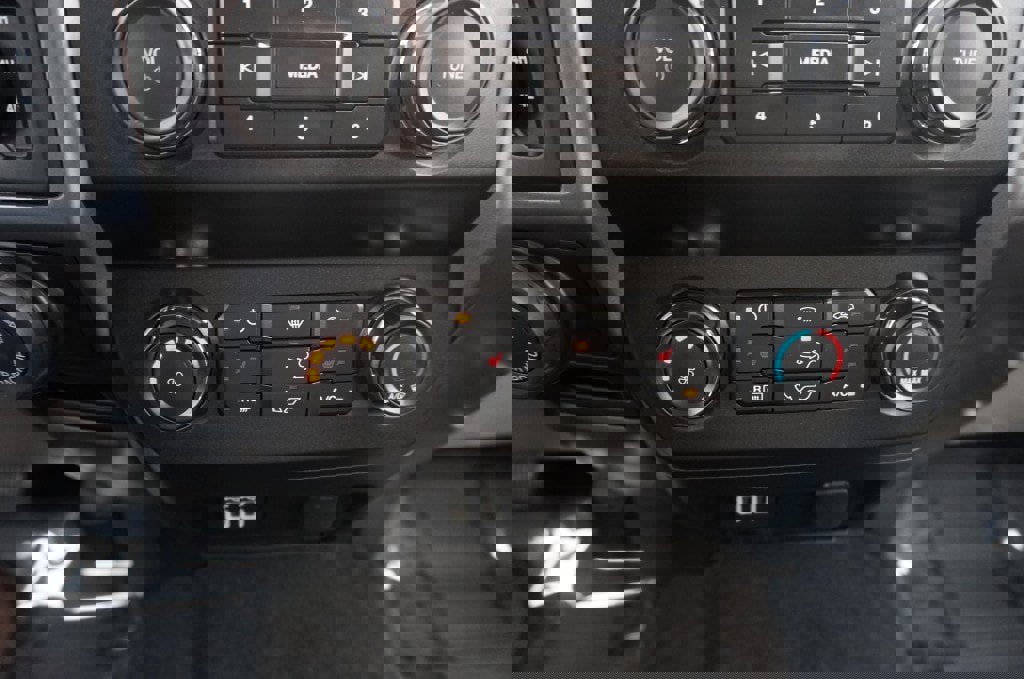 Used 2020 Ford F150 XLT w/ Equipment Group 302A Luxury image 12