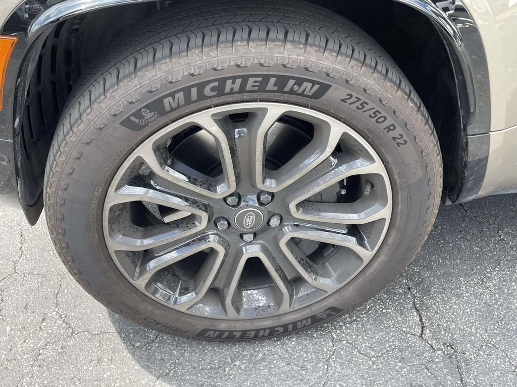 Certified 2025 Land Rover Defender 110 AWD/4WD image 13