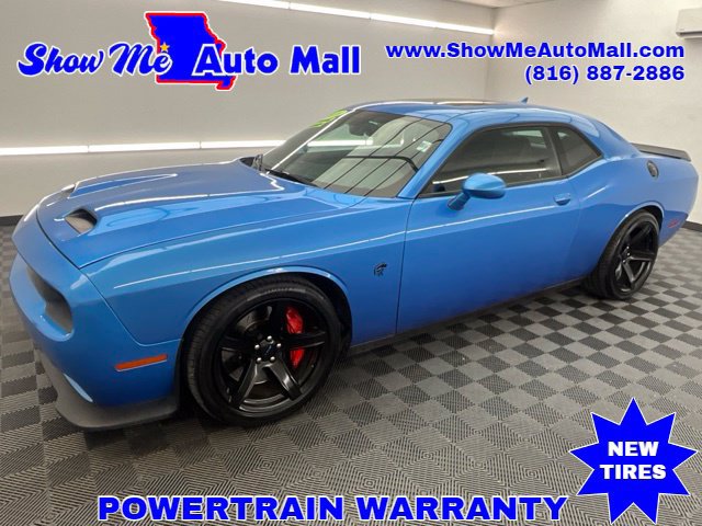 Used 2016 Dodge Challenger SRT Hellcat RWD image 1