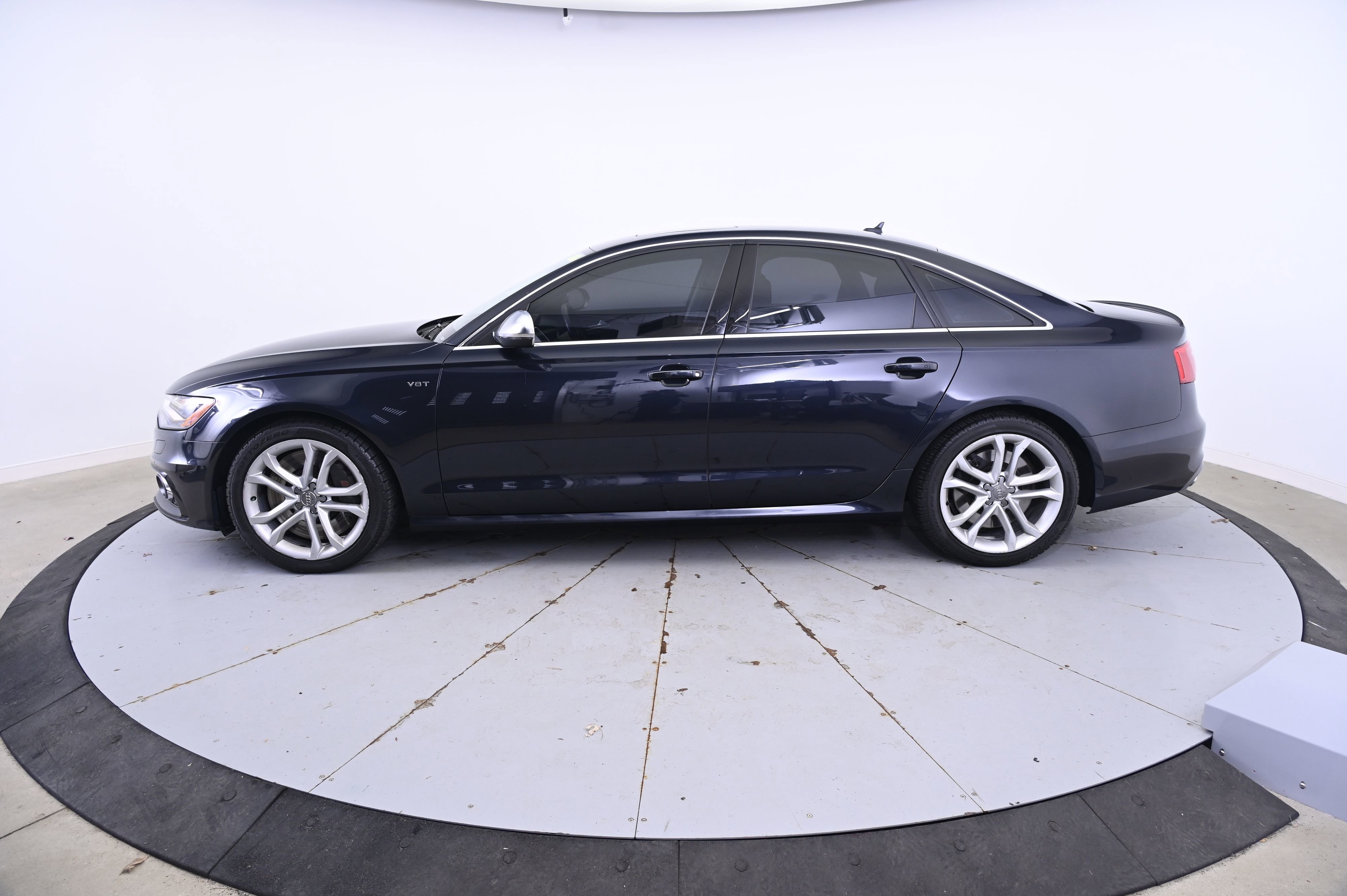Used 2013 Audi S6 Prestige image 2