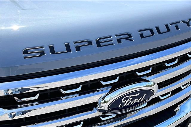 Used 2024 Ford F250 Lariat w/ Chrome Package image 30