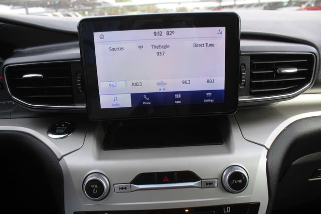 Used 2020 Ford Explorer XLT w/ Equipment Group 202A RWD image 28