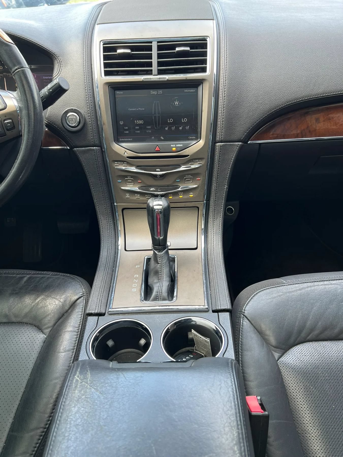 Used 2013 Lincoln MKX FWD w/ Wood Pkg image 11