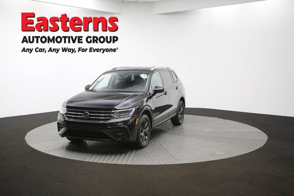 Used 2023 Volkswagen Tiguan SE image 53