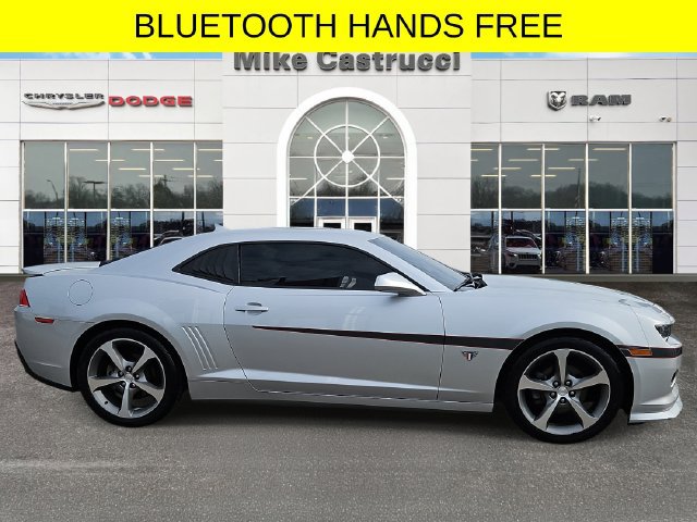 Used 2015 Chevrolet Camaro LT w/ Commemorative Special Edition RWD image 3