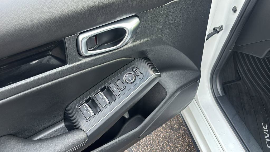 Certified 2025 Honda Civic Sport Touring image 14