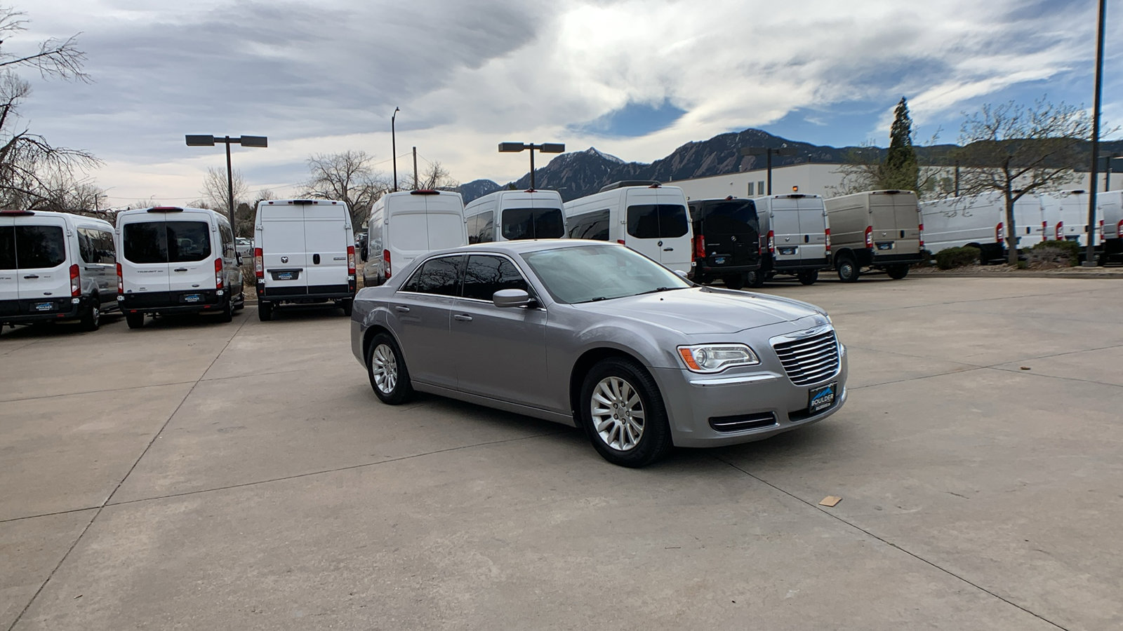 Used 2014 Chrysler 300 image 7