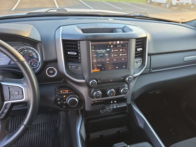 Used 2022 RAM 1500 Big Horn AWD/4WD image 16