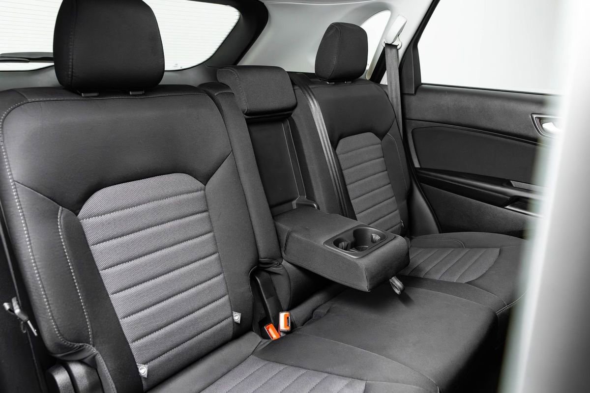 Used 2016 Ford Edge SE AWD/4WD image 20