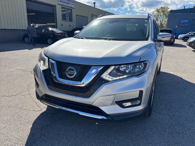 Used 2017 Nissan Rogue SL