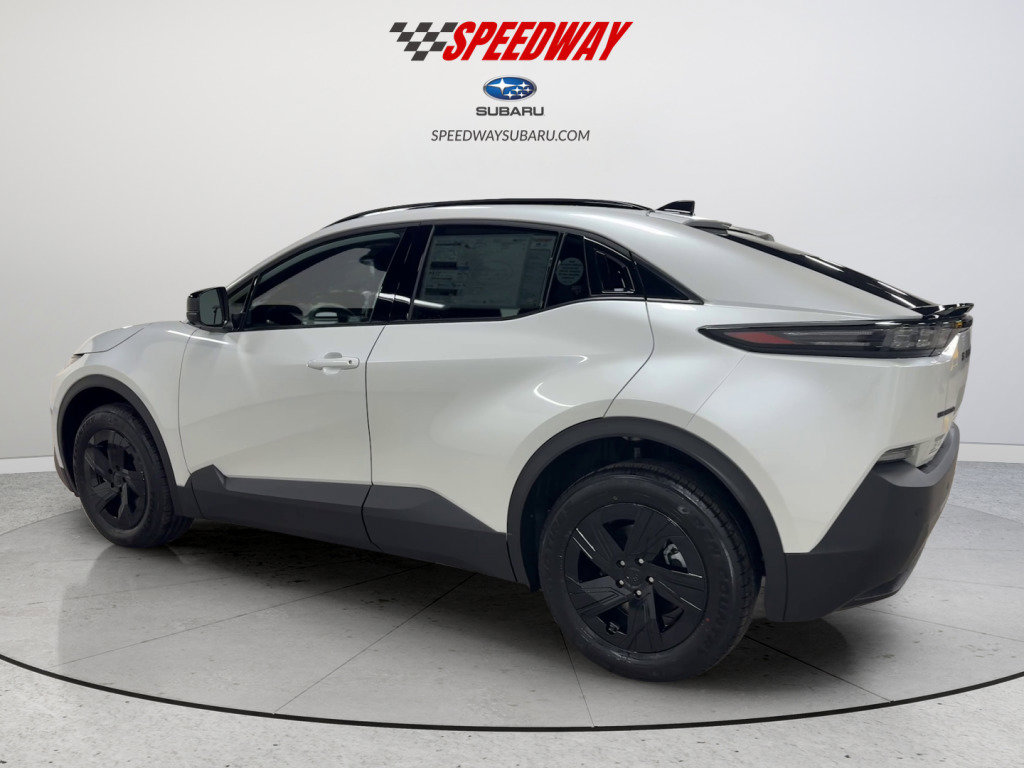 New 2026 Subaru Uncharted AWD image 9