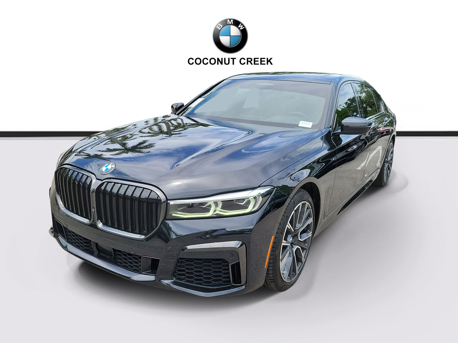 Certified 2022 BMW 750i xDrive w/ Executive Package AWD/4WD image 2