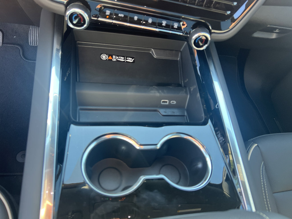 New 2025 Chevrolet Tahoe Premier w/ Sun And Tow Package image 18