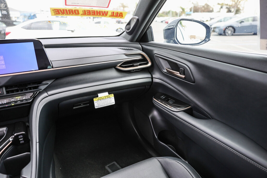 Certified 2026 Toyota Crown XLE w/ Advanced Technology Package AWD/4WD image 6