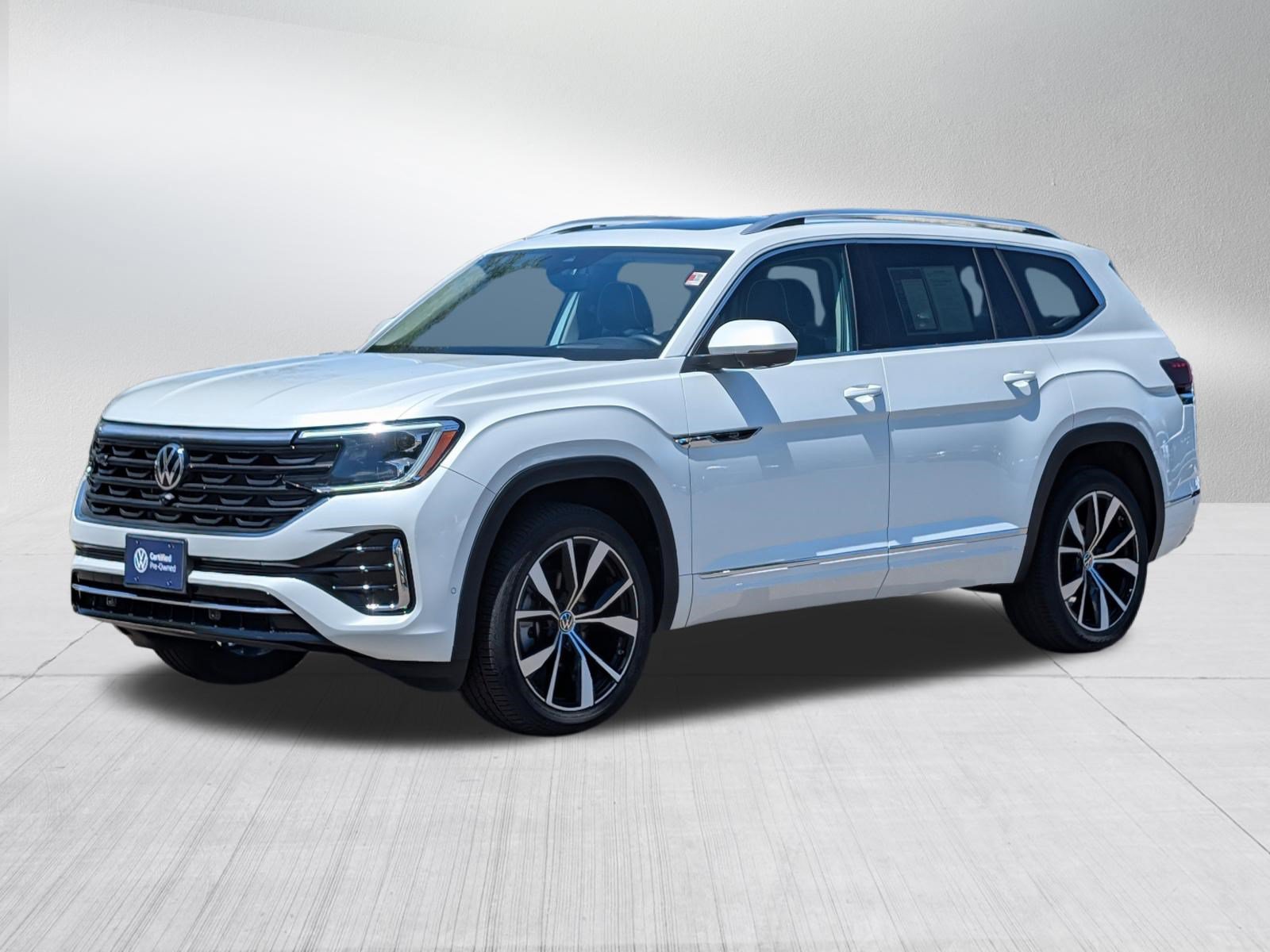 Certified 2024 Volkswagen Atlas SEL Premium R-Line AWD/4WD image 3