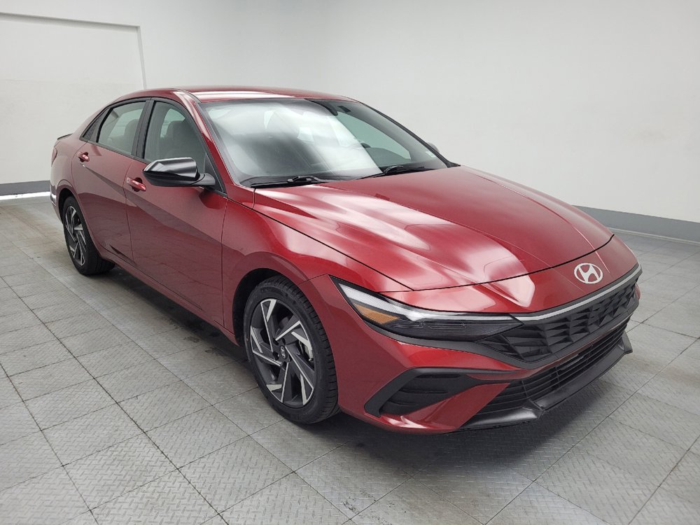 Used 2025 Hyundai Elantra Sport FWD image 13