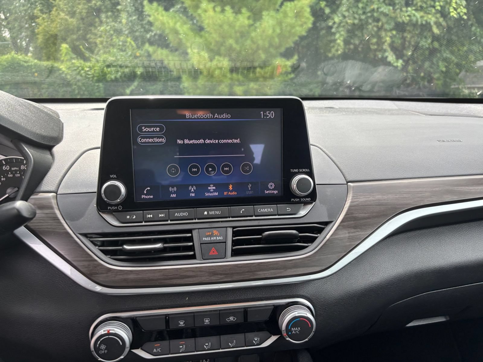 Used 2025 Nissan Altima 2.5 SV FWD image 16