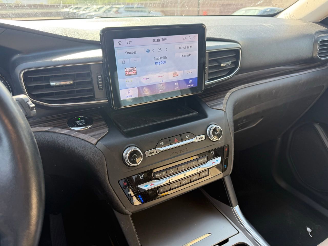 Used 2020 Ford Explorer Limited w/ Class III Trailer Tow Package RWD image 20