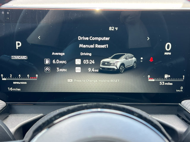 Used 2026 Nissan Kicks SR w/ Cold Weather Package AWD/4WD image 14