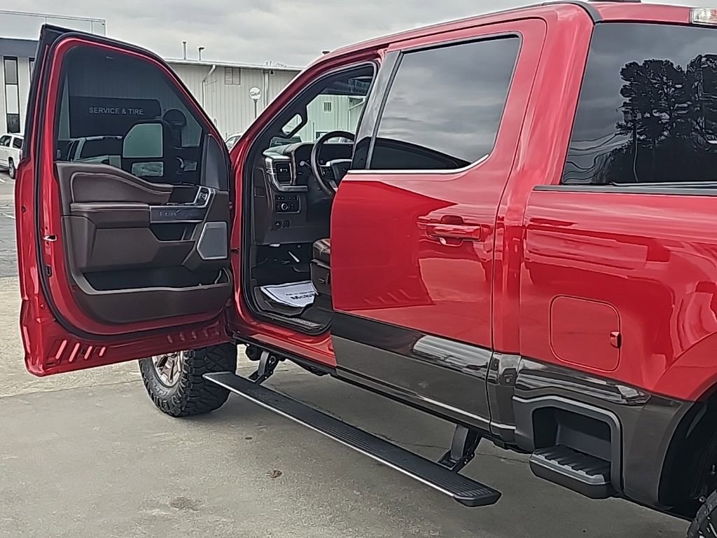 Used 2024 Ford F250 King Ranch w/ FX4 Off-Road Package image 10
