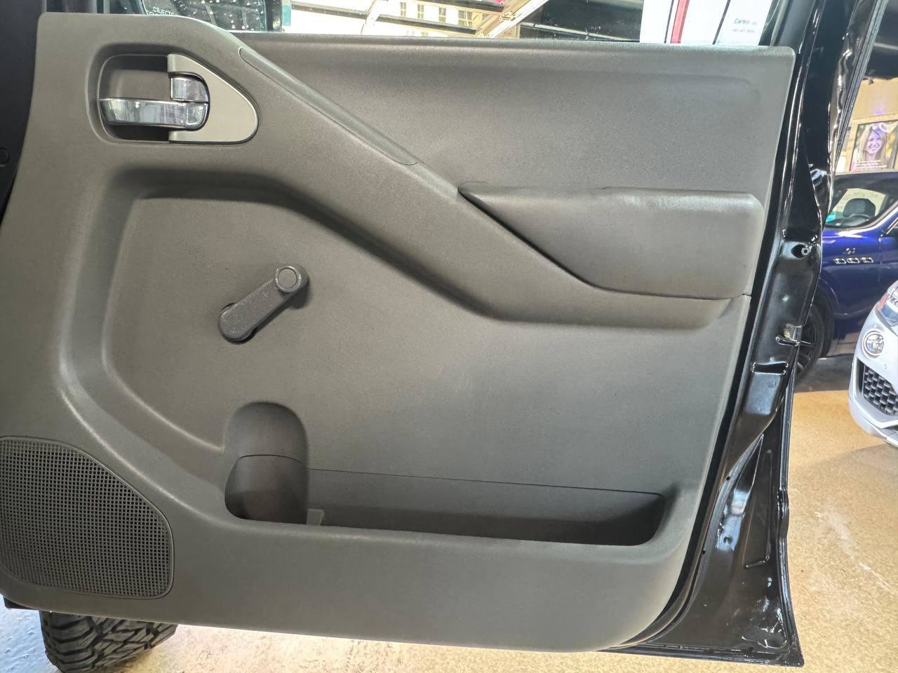 Used 2014 Nissan Frontier S RWD image 10