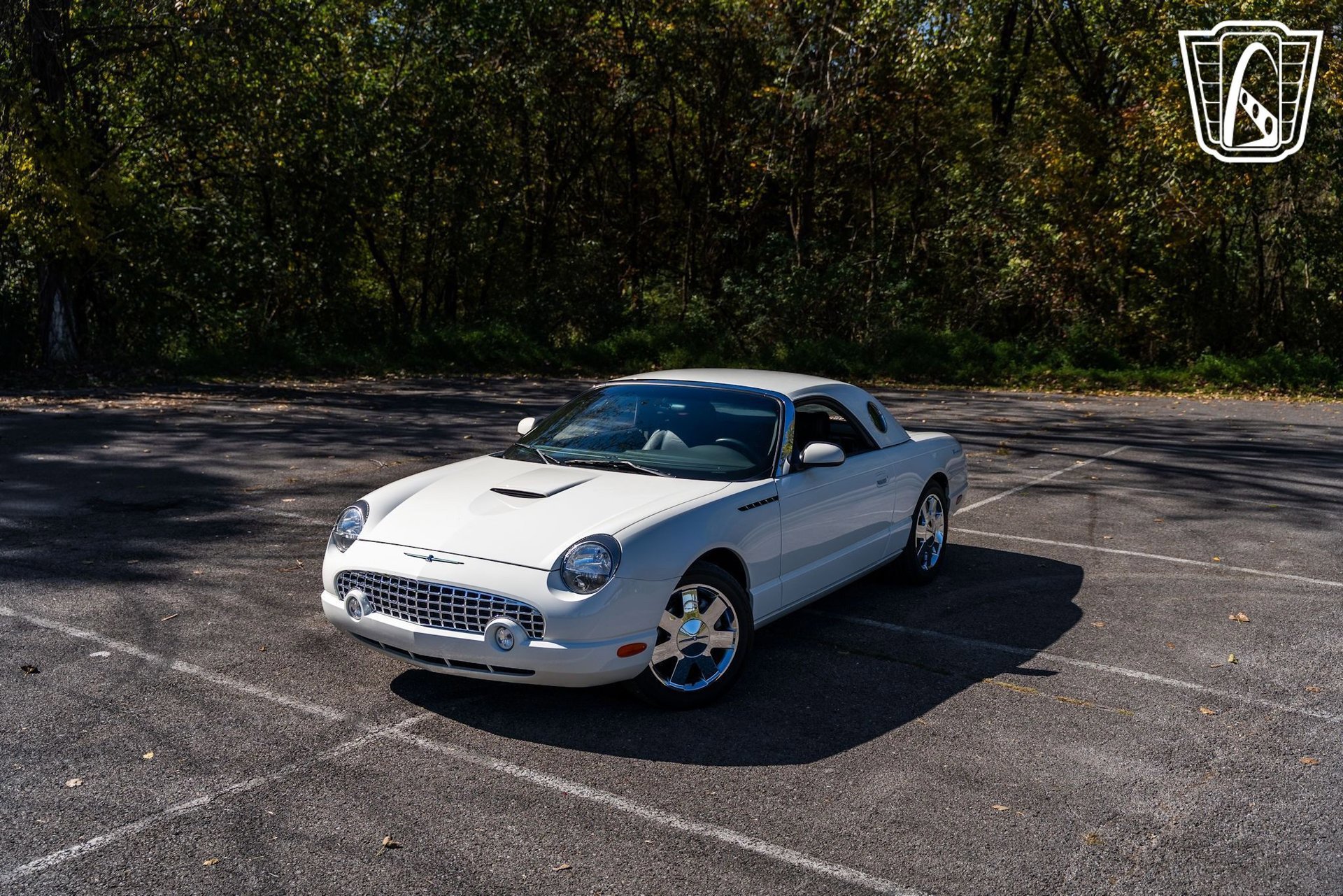 Used 2002 Ford Thunderbird image 5