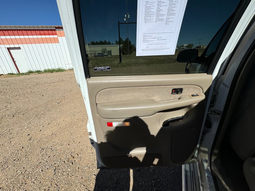 Used 2001 Chevrolet Silverado 1500 LS w/ Off-Road Skid Plate Pkg image 29