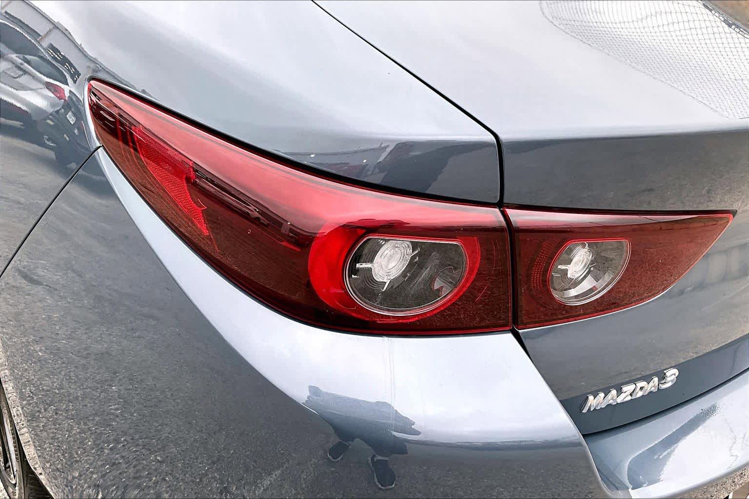 Used 2022 MAZDA MAZDA3 s FWD image 27