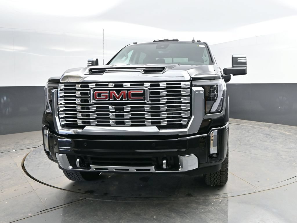 New 2026 GMC Sierra 2500 Denali w/ Denali Reserve Package AWD/4WD image 4