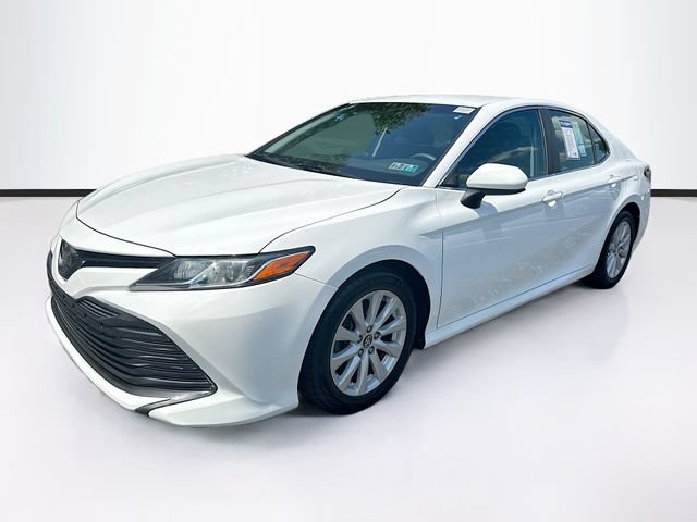 Used 2018 Toyota Camry LE FWD image 4