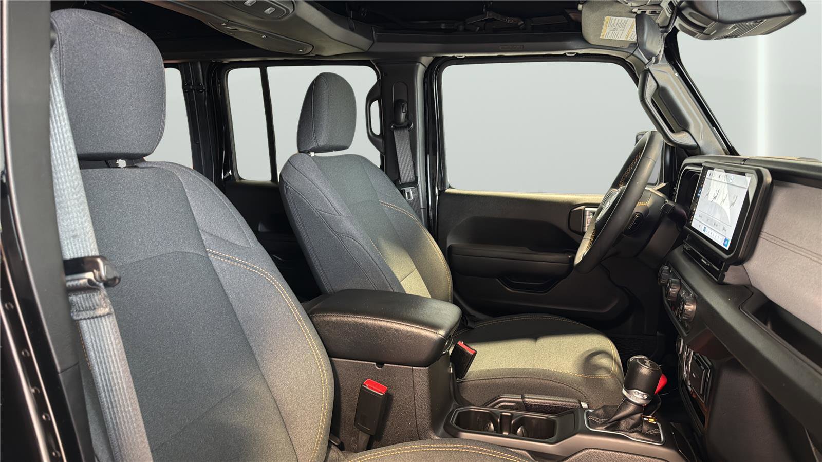 Used 2024 Jeep Wrangler Sport S image 14