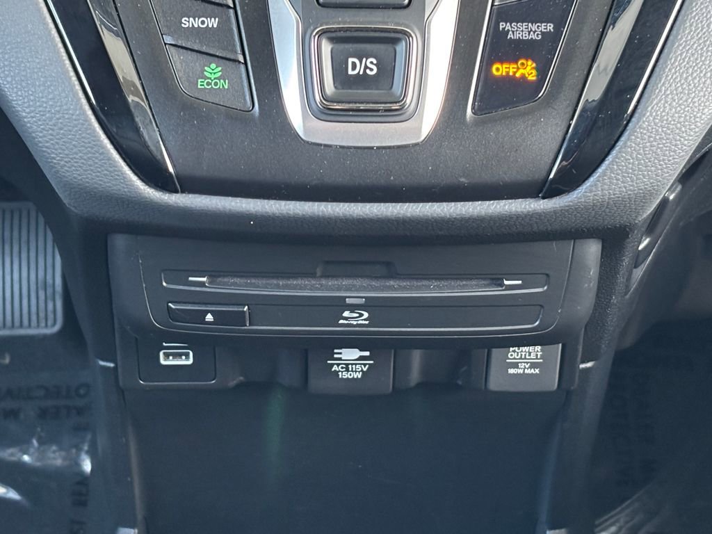 Used 2022 Honda Odyssey Elite image 17