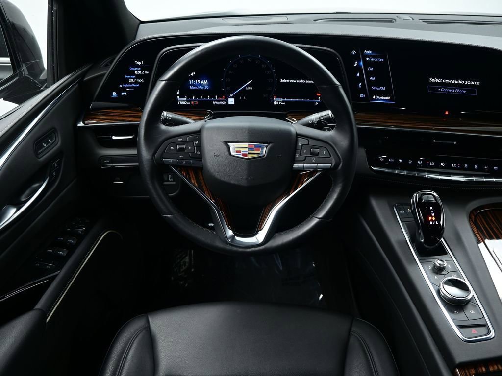 Used 2023 Cadillac Escalade ESV Luxury image 12