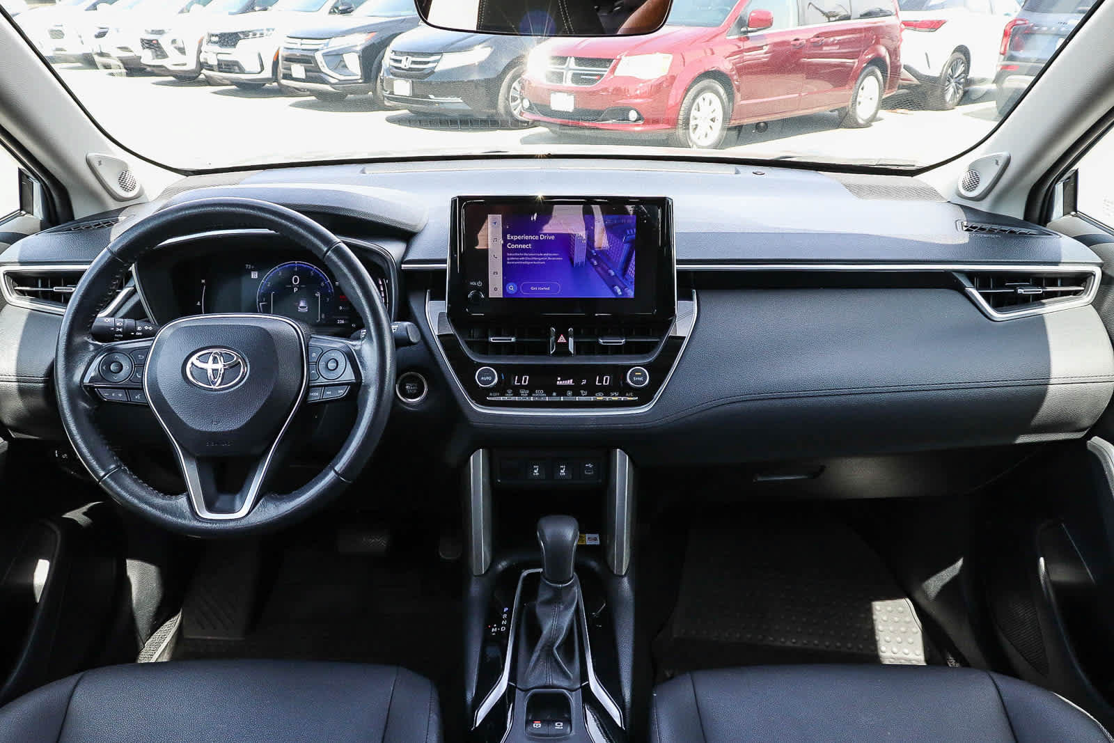 Used 2023 Toyota Corolla Cross XLE w/ Convenience Package AWD/4WD image 16