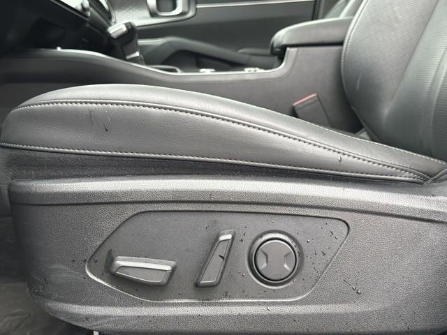 Used 2025 Kia Sorento S w/ Panoramic Sunroof Package image 20