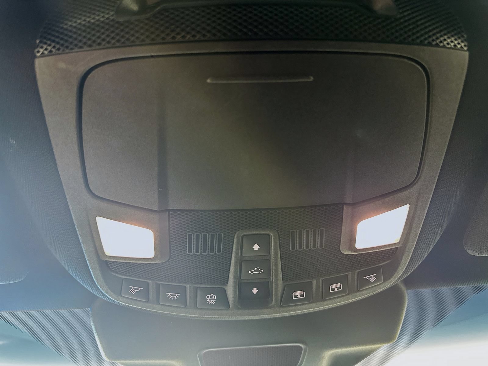 Used 2019 Lincoln Nautilus Reserve AWD/4WD image 32