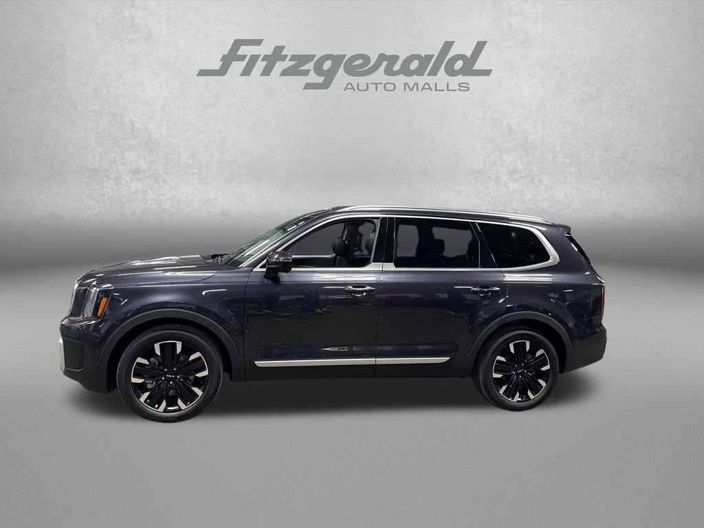 Used 2025 Kia Telluride SX w/ SX Captain's Chair Package AWD/4WD image 3