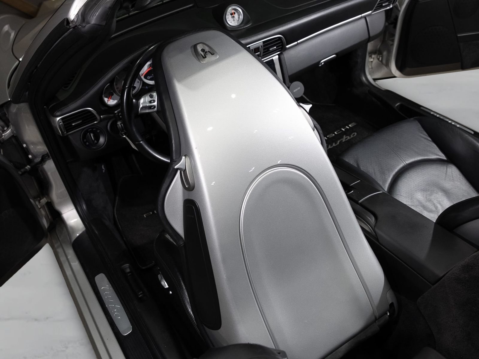Used 2008 Porsche 911 Turbo AWD/4WD image 30