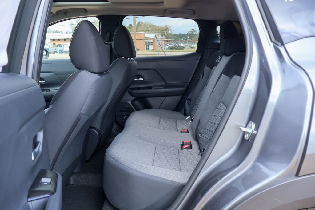 New 2026 Nissan Kicks SV image 8