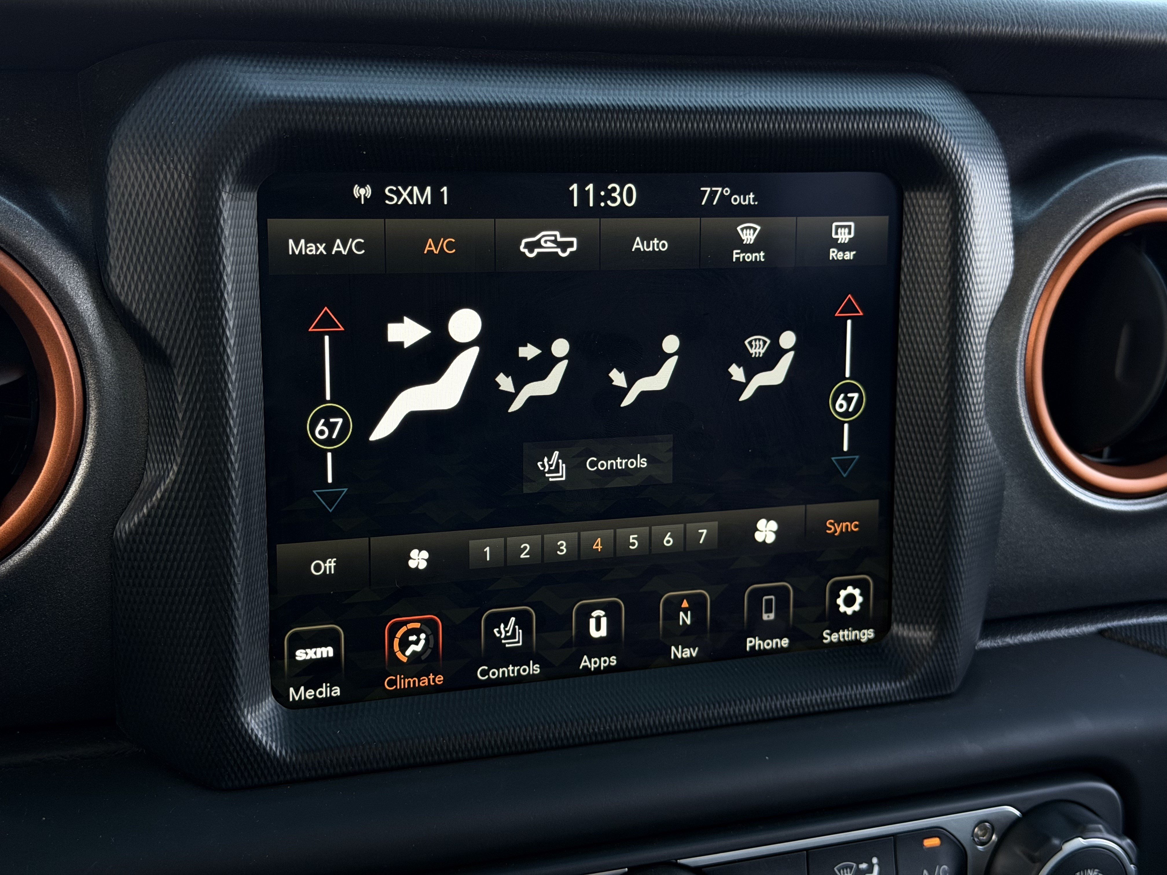 Used 2023 Jeep Gladiator Mojave w/ Cold Weather Group AWD/4WD image 29