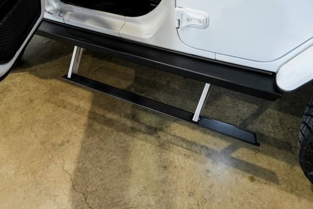 Used 2021 Jeep Wrangler Unlimited Sahara w/ Cold Weather Group image 8