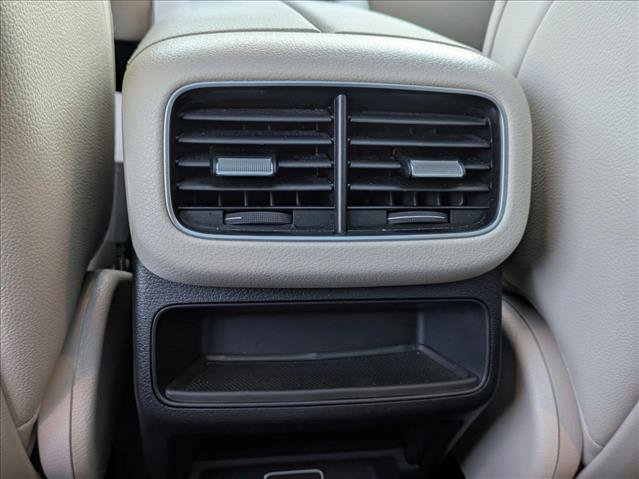 Used 2024 Mercedes-Benz GLE 350 4MATIC image 17